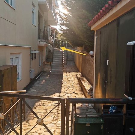 The Golden Guest House Περαία Εξωτερικό φωτογραφία