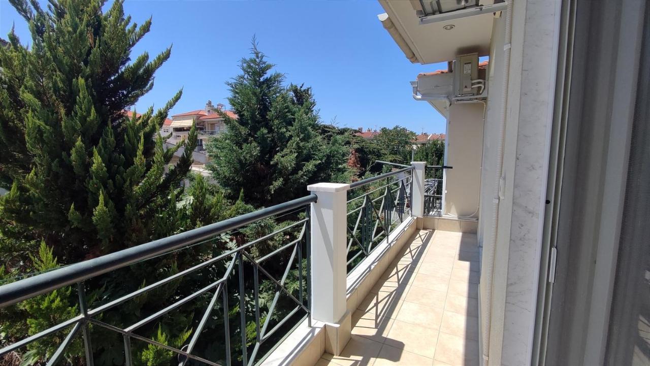 The Golden Guest House Περαία Εξωτερικό φωτογραφία